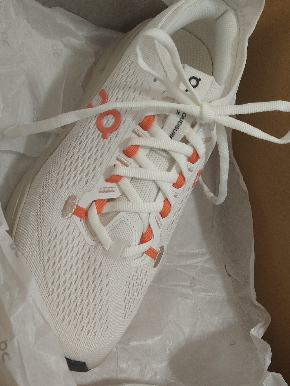 Last Chance!! Ivory Salmon Cloudsurfer Max On Running Women's Sneakers - Picture 6 of 9